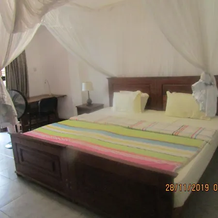 Bed and Breakfast Hospitality Connect Kampala Exterior foto