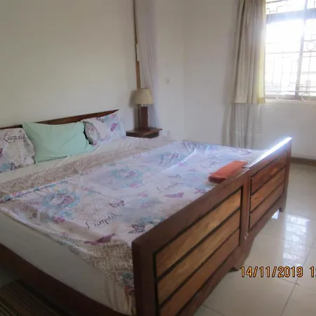 Bed and Breakfast Hospitality Connect Kampala Exterior foto